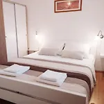 Tomo Apartman Póla