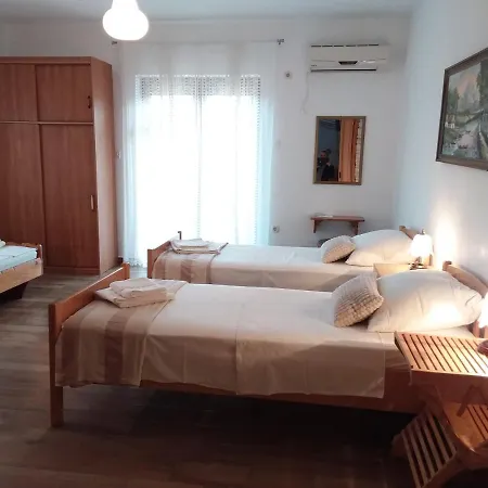 Apartman Tomo