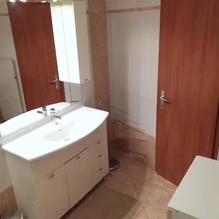 Tomo Апартаменти