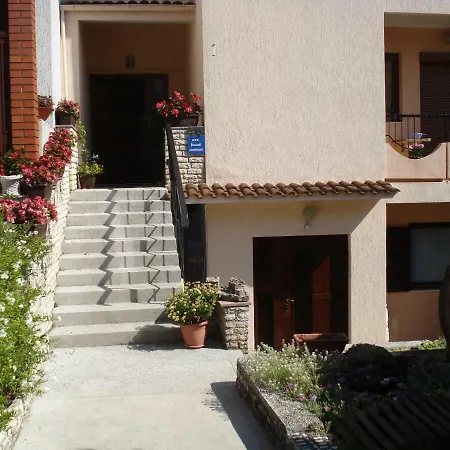 Tomo Apartment